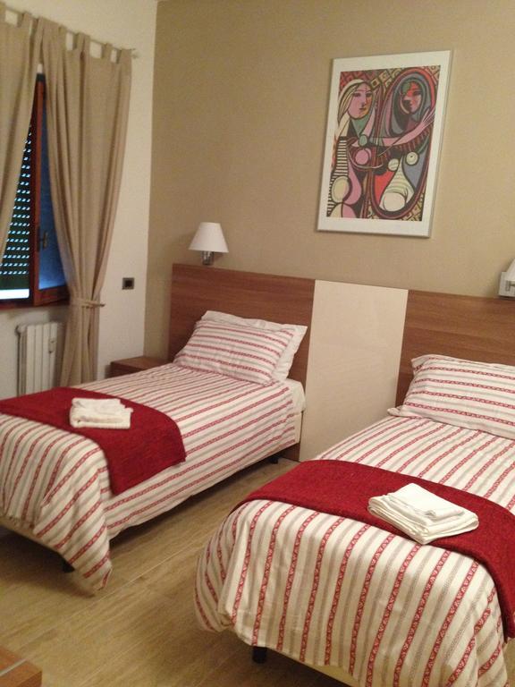 Trastevere'S Friends Rome Room photo