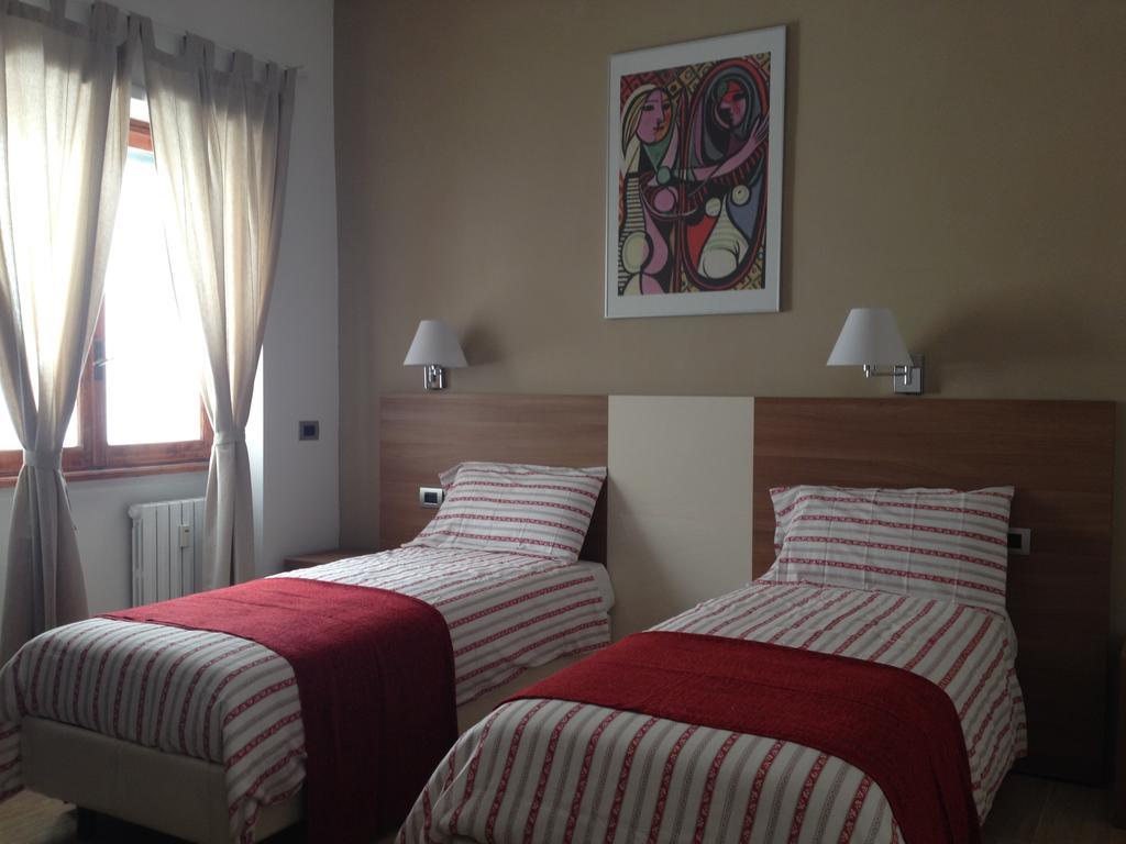 Trastevere'S Friends Rome Room photo